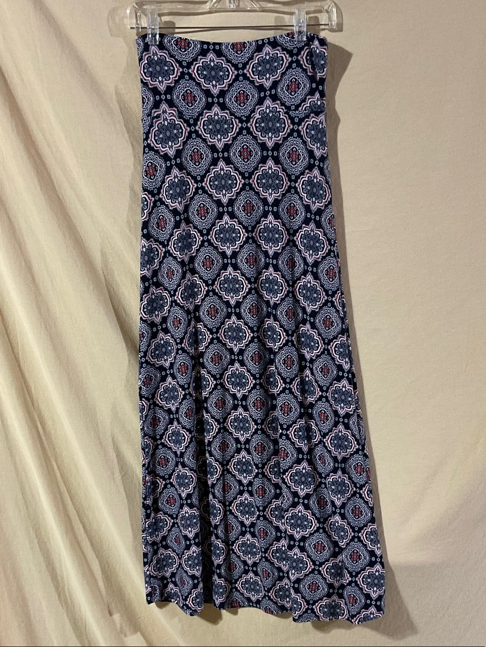 Loveappella Size S Navy and White Medallion Maxi Skirt with Red Accents